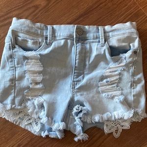 Juniors size 7, short shorts